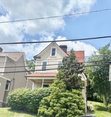 1222 Broadway Ave 2, East Mckeesport, PA 15035