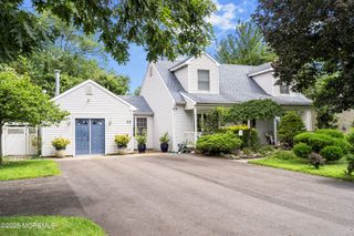 33 Willow Brook Road, Freehold, NJ 07728