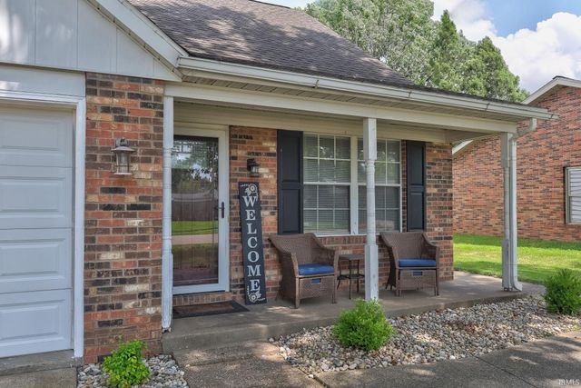 3229 Autumnwood Way, Evansville, IN 47715