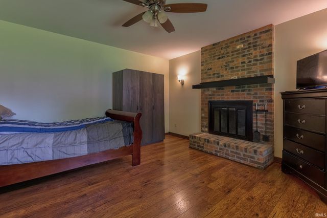 3229 Autumnwood Way, Evansville, IN 47715