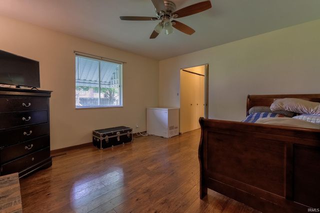 3229 Autumnwood Way, Evansville, IN 47715