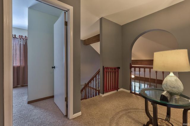 3229 Autumnwood Way, Evansville, IN 47715
