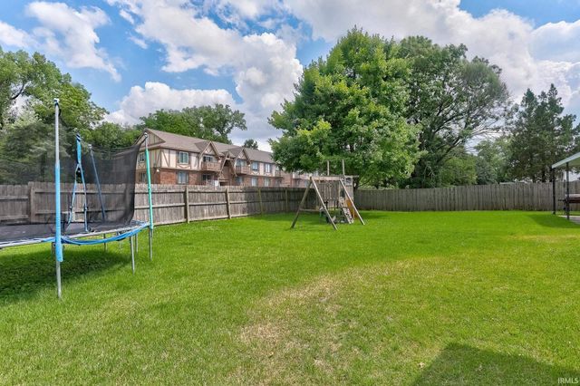 3229 Autumnwood Way, Evansville, IN 47715