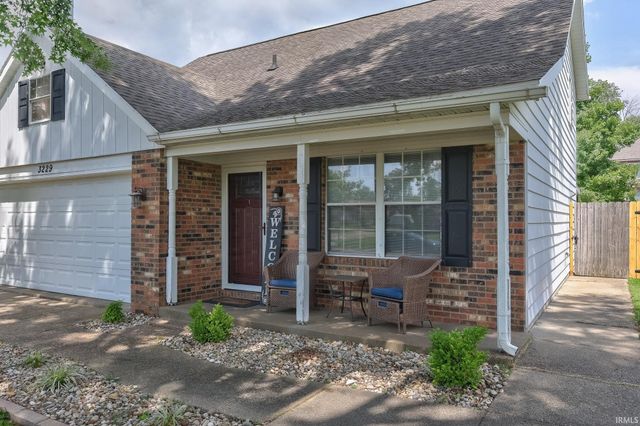 3229 Autumnwood Way, Evansville, IN 47715