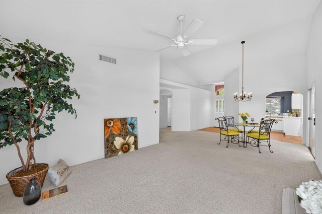 9150 N Red Lion Drive, Fresno, CA 93720