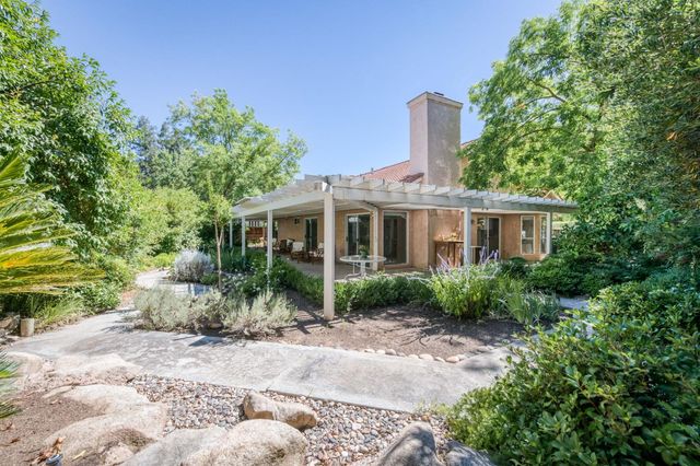 9150 N Red Lion Drive, Fresno, CA 93720