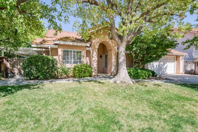 9150 N Red Lion Drive, Fresno, CA 93720