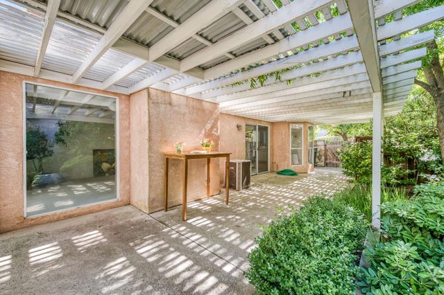 9150 N Red Lion Drive, Fresno, CA 93720