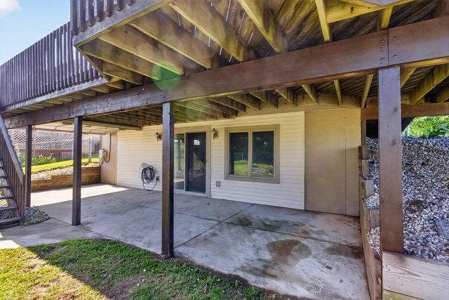 290 Somerset Drive, Cement City, MI 49233