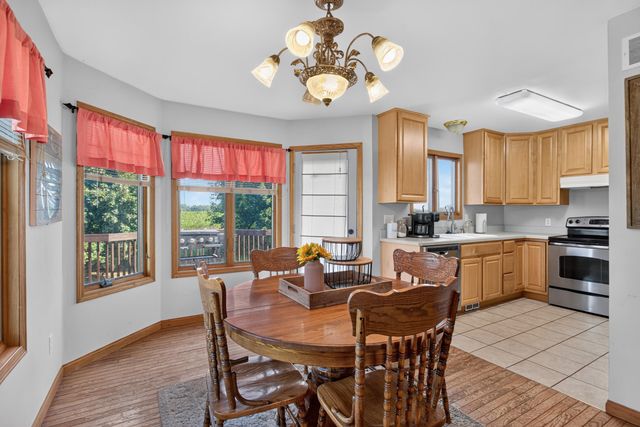 290 Somerset Drive, Cement City, MI 49233