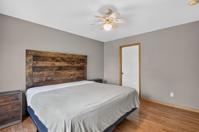 290 Somerset Drive, Cement City, MI 49233