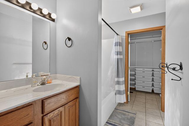 290 Somerset Drive, Cement City, MI 49233