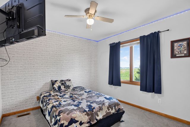 290 Somerset Drive, Cement City, MI 49233