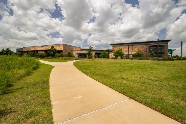 2033 Wanderlust Drive, Lewisville, TX 75067
