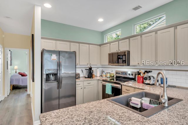 3 Broughton Ct, Bluffton, SC 29909