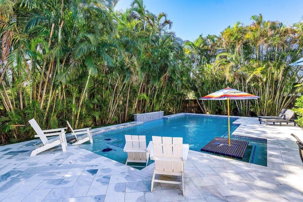 630 NE 15th Place, Boynton Beach, FL 33435