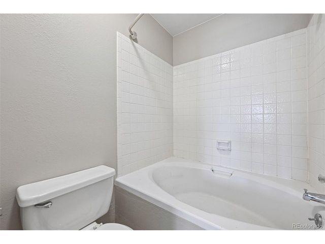 8124 Gray Ct 498, Arvada, CO 80003