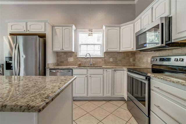 616 E Washington Avenue, Guthrie, OK 73044