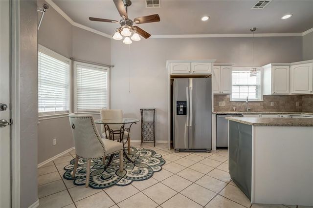 616 E Washington Avenue, Guthrie, OK 73044