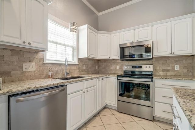 616 E Washington Avenue, Guthrie, OK 73044