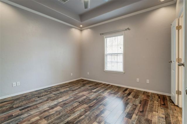 616 E Washington Avenue, Guthrie, OK 73044
