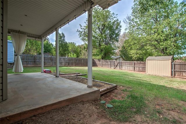 616 E Washington Avenue, Guthrie, OK 73044