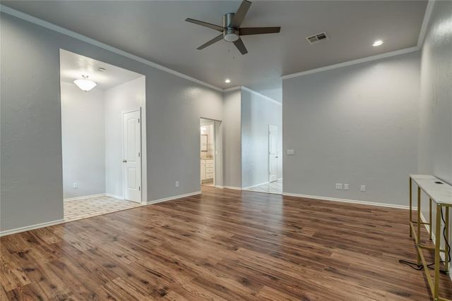 616 E Washington Avenue, Guthrie, OK 73044