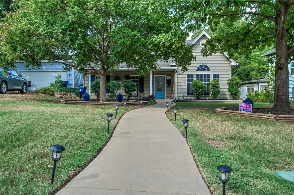 616 E Washington Avenue, Guthrie, OK 73044
