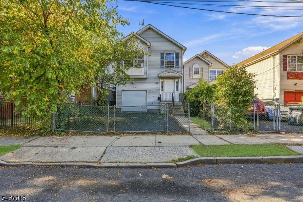 51 Demarest St, Newark City, NJ 07112 — photo 2