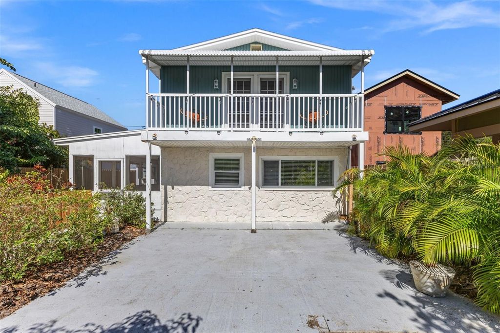 785 23RD AVENUE N, St Petersburg, FL 33704