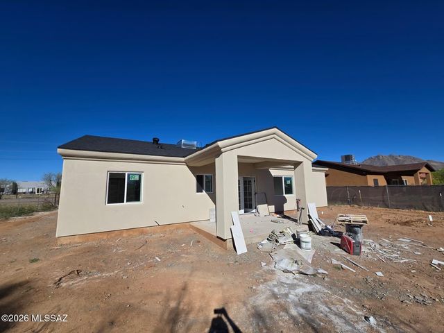 1708 Camino Rivera, Rio Rico, AZ 85648