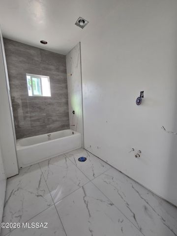 1708 Camino Rivera, Rio Rico, AZ 85648