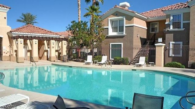 2325 Windmill Parkway 1811, Henderson, NV 89074