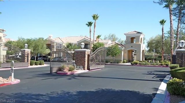 2325 Windmill Parkway 1811, Henderson, NV 89074