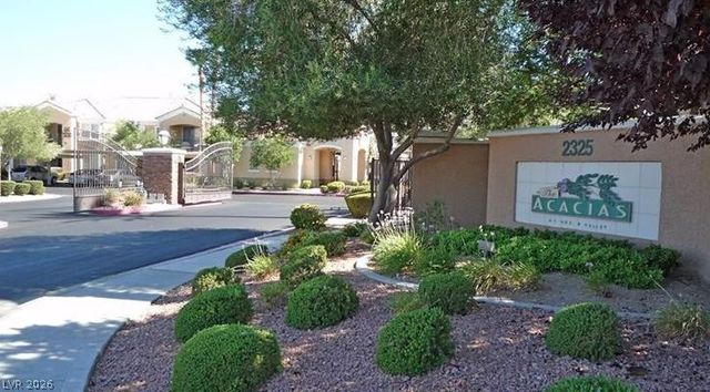 2325 Windmill Parkway 1811, Henderson, NV 89074