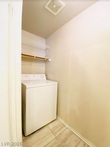2325 Windmill Parkway 1811, Henderson, NV 89074