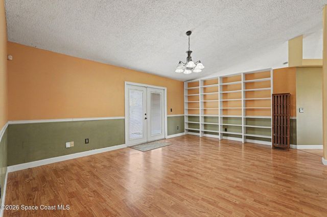 1554 Elmhurst Circle SE, Palm Bay, FL 32909