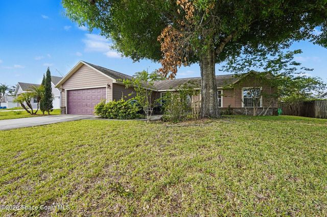 1554 Elmhurst Circle SE, Palm Bay, FL 32909