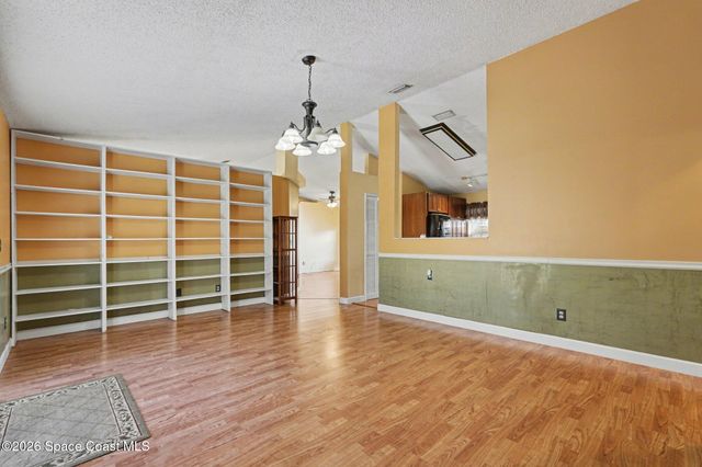 1554 Elmhurst Circle SE, Palm Bay, FL 32909