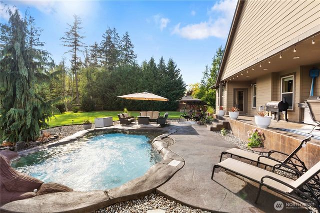 1522 347th Street Ct E, Roy, WA 98580