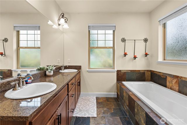 1522 347th Street Ct E, Roy, WA 98580