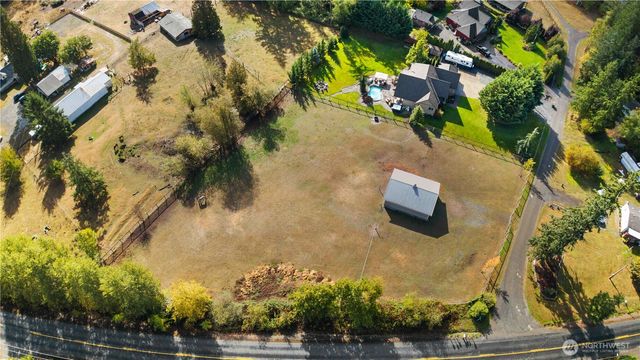 1522 347th Street Ct E, Roy, WA 98580