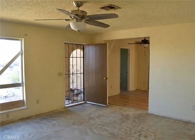 5372 Daisy, 29 Palms, CA 92277