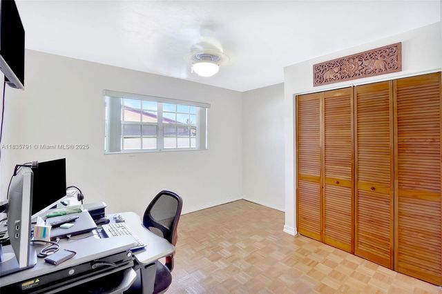 3511 Fairfax Dr, Fort Lauderdale, FL 33312