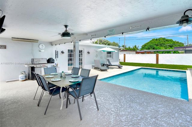 3511 Fairfax Dr, Fort Lauderdale, FL 33312