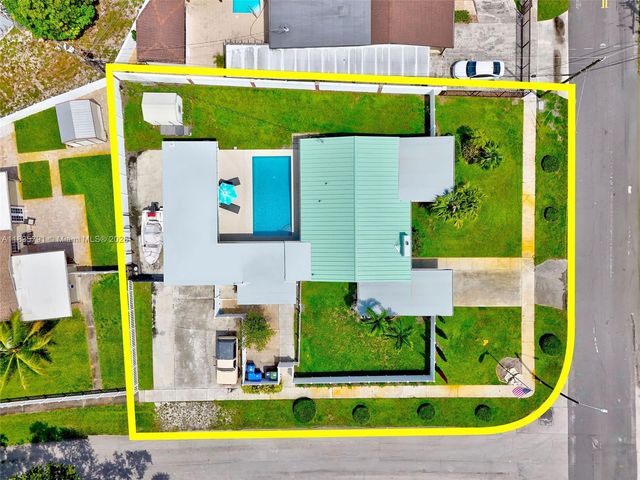 3511 Fairfax Dr, Fort Lauderdale, FL 33312