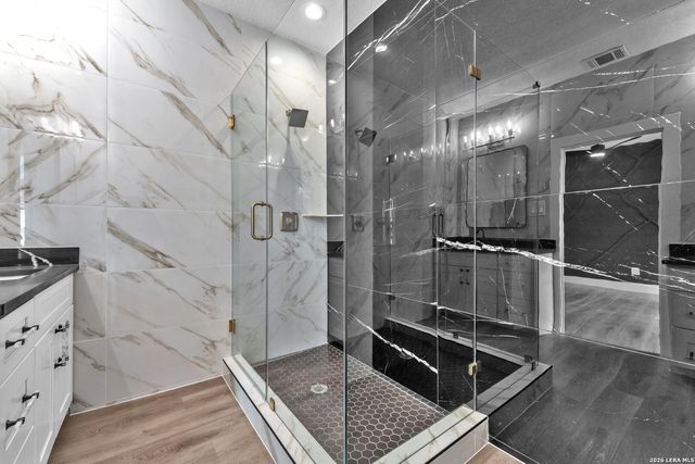 2007 W Magnolia Ave, San Antonio, TX 78201