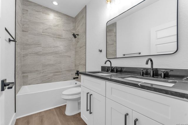 2007 W Magnolia Ave, San Antonio, TX 78201