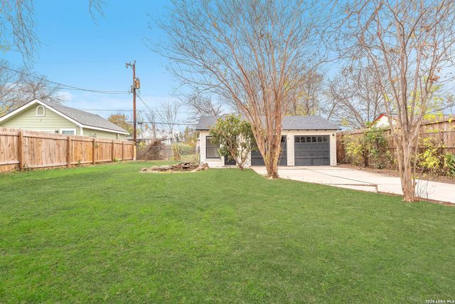 2007 W Magnolia Ave, San Antonio, TX 78201