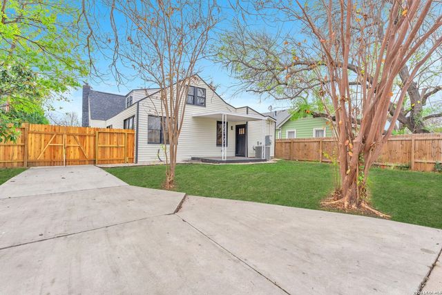 2007 W Magnolia Ave, San Antonio, TX 78201